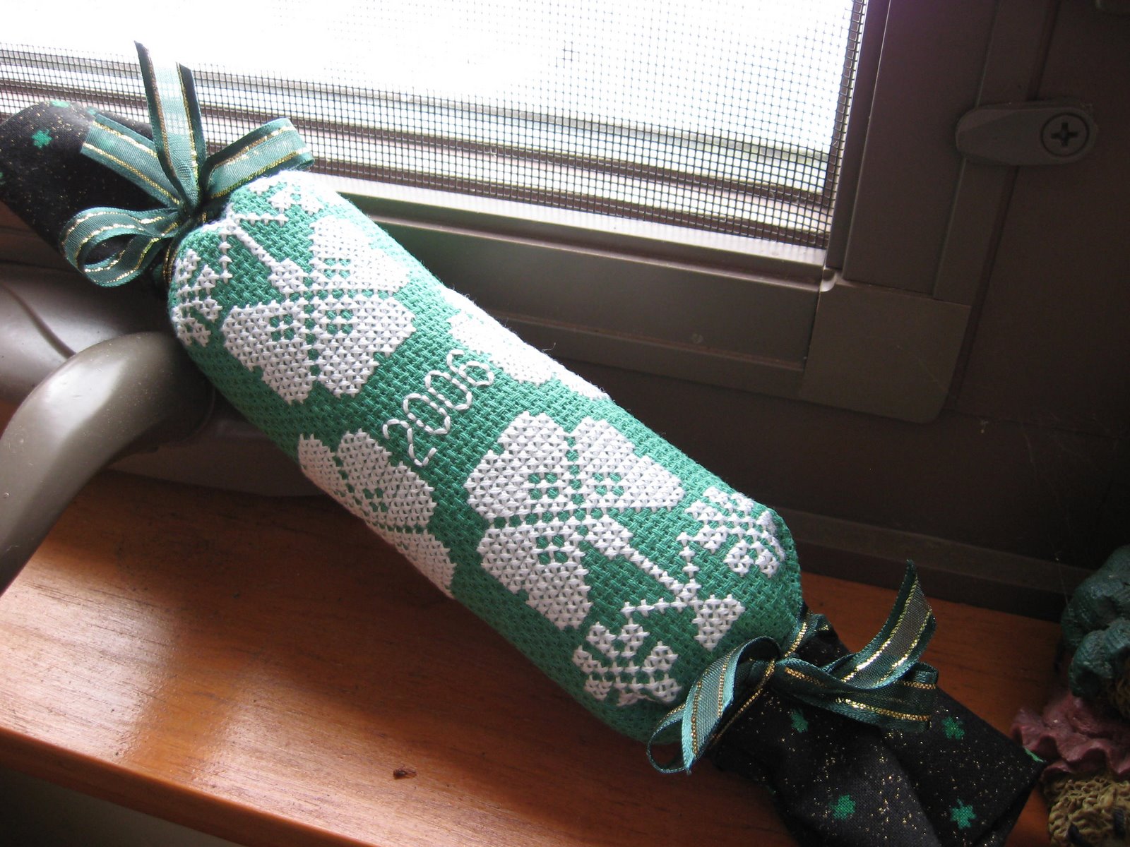 [st+pats+needleroll+3.JPG]