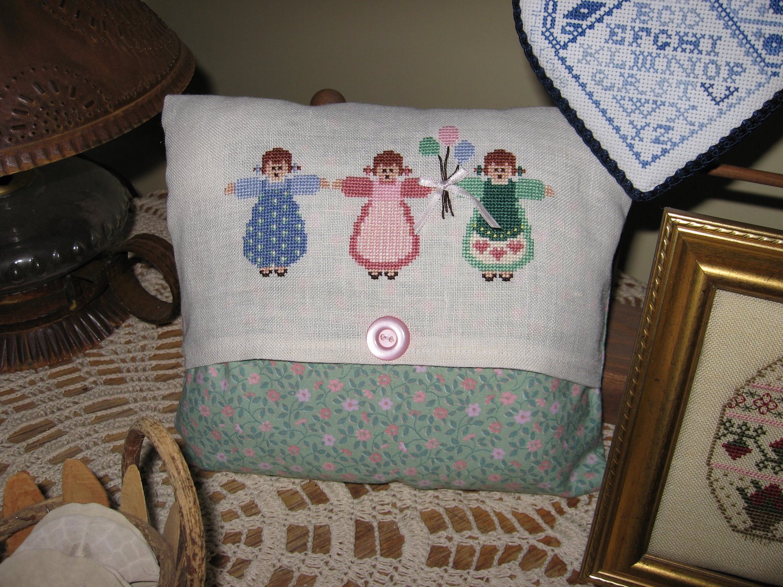 [Little+girls+1991.JPG]