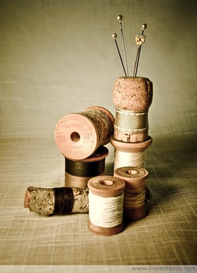 [upcycled-champagne-cork-as-pincushion.jpg]
