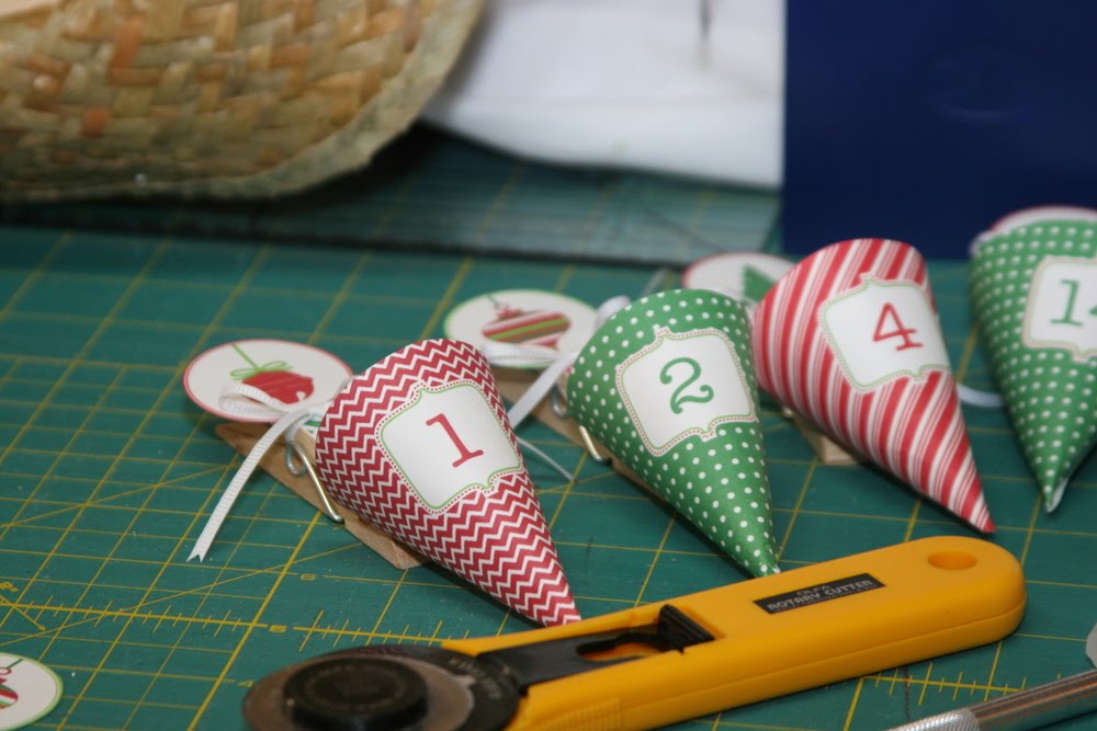 Punkie Pie's Place Paper Covered Clothespin Tutorial