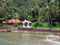 baga beach-goa beach- travelling to india