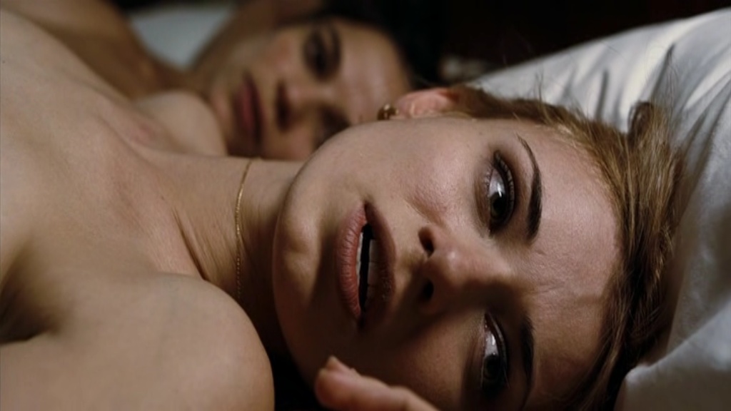 Much lesbian sex scene in a yellow room Lesbian sex scene in a yellow room does