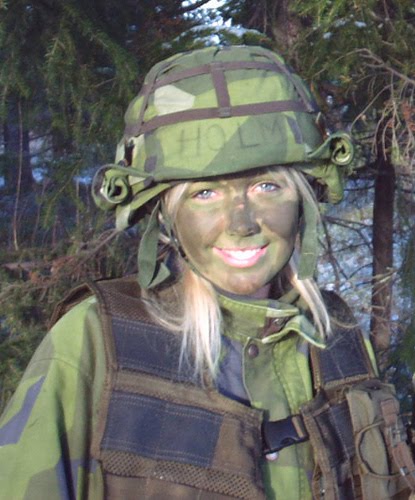 swede+female+soldier swede+female+soldier
