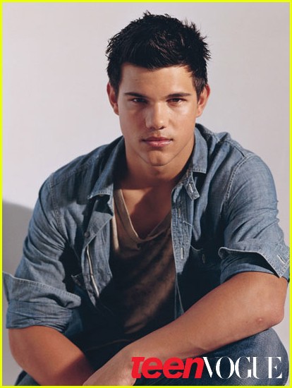 [taylor-lautner-teen-vogue-october-2009-02.jpg]