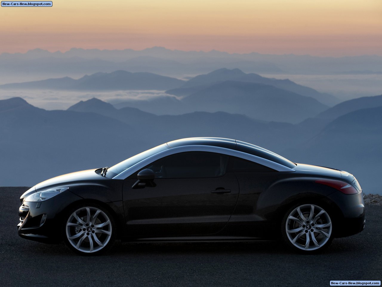 http://4.bp.blogspot.com/_U4w592tUDHM/TCD0UvOjUqI/AAAAAAAACwY/ACStrQ9h3dE/s1600/Peugeot-RCZ_2011_1280x960_wallpaper_05.jpg
