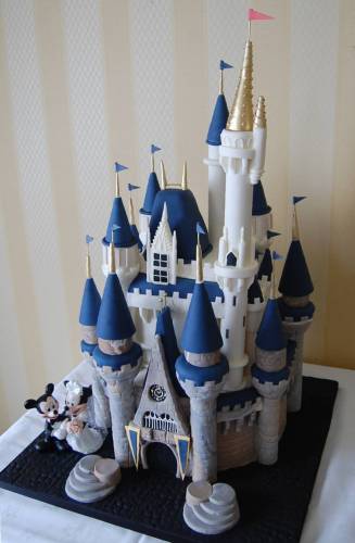 Wedding Cakes Pictures: Cinderella Castle Wedding Cake