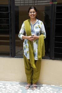 amateur black slut hot barefeet photos of actress geetha