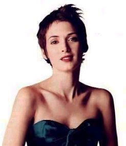Winona Ryder Short Haircuts celebrity short haircuts, celebrity short hairstyles, short haircuts, short hairstyles, winona ryder