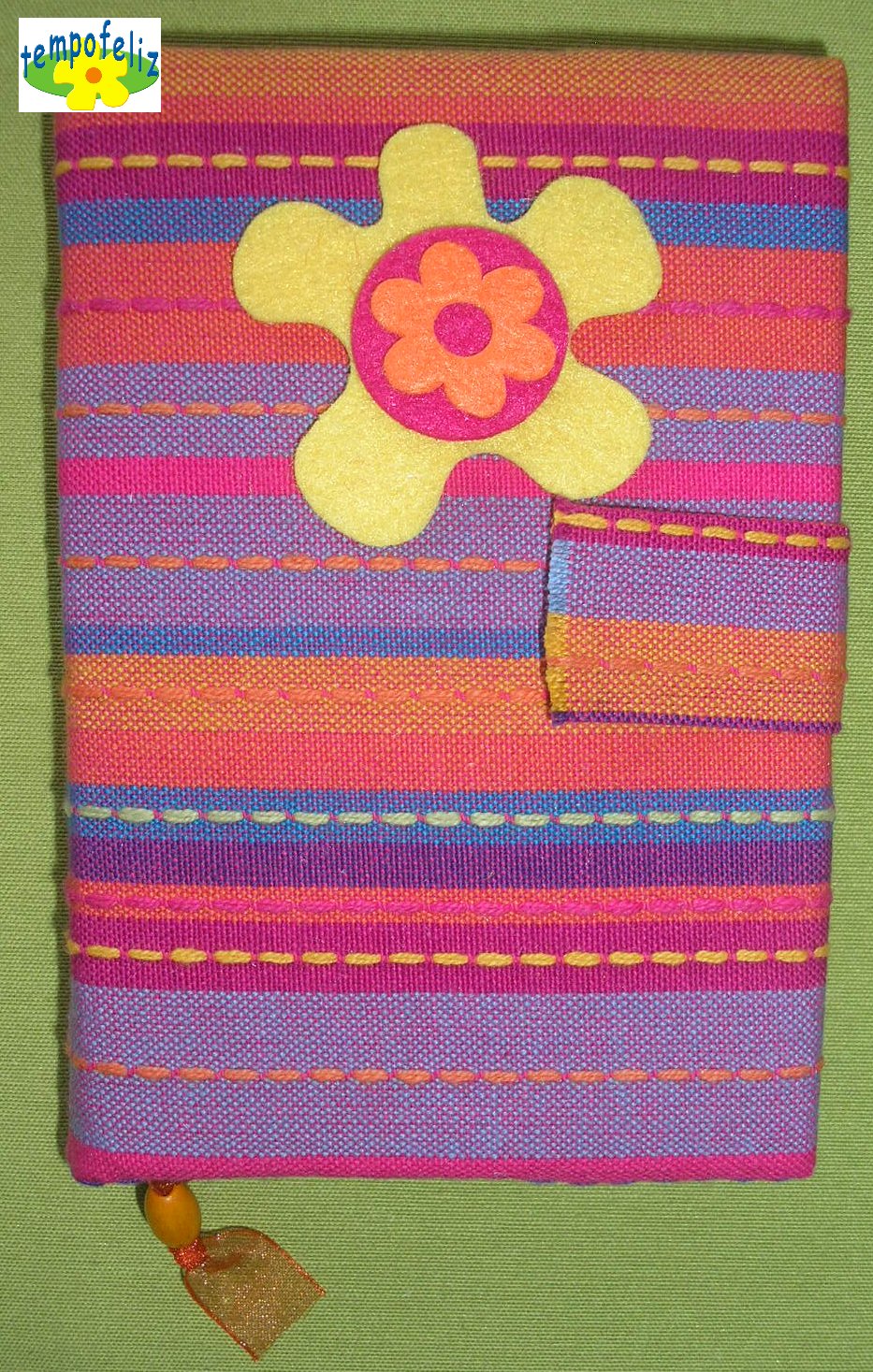 [AG03208.JPG]