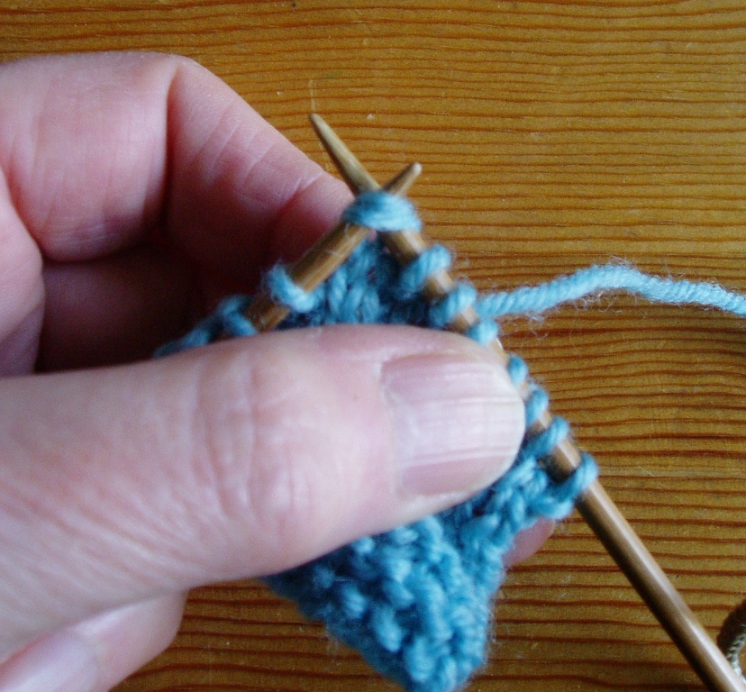 Knitting Now and Then: Neat Shoulder Seams