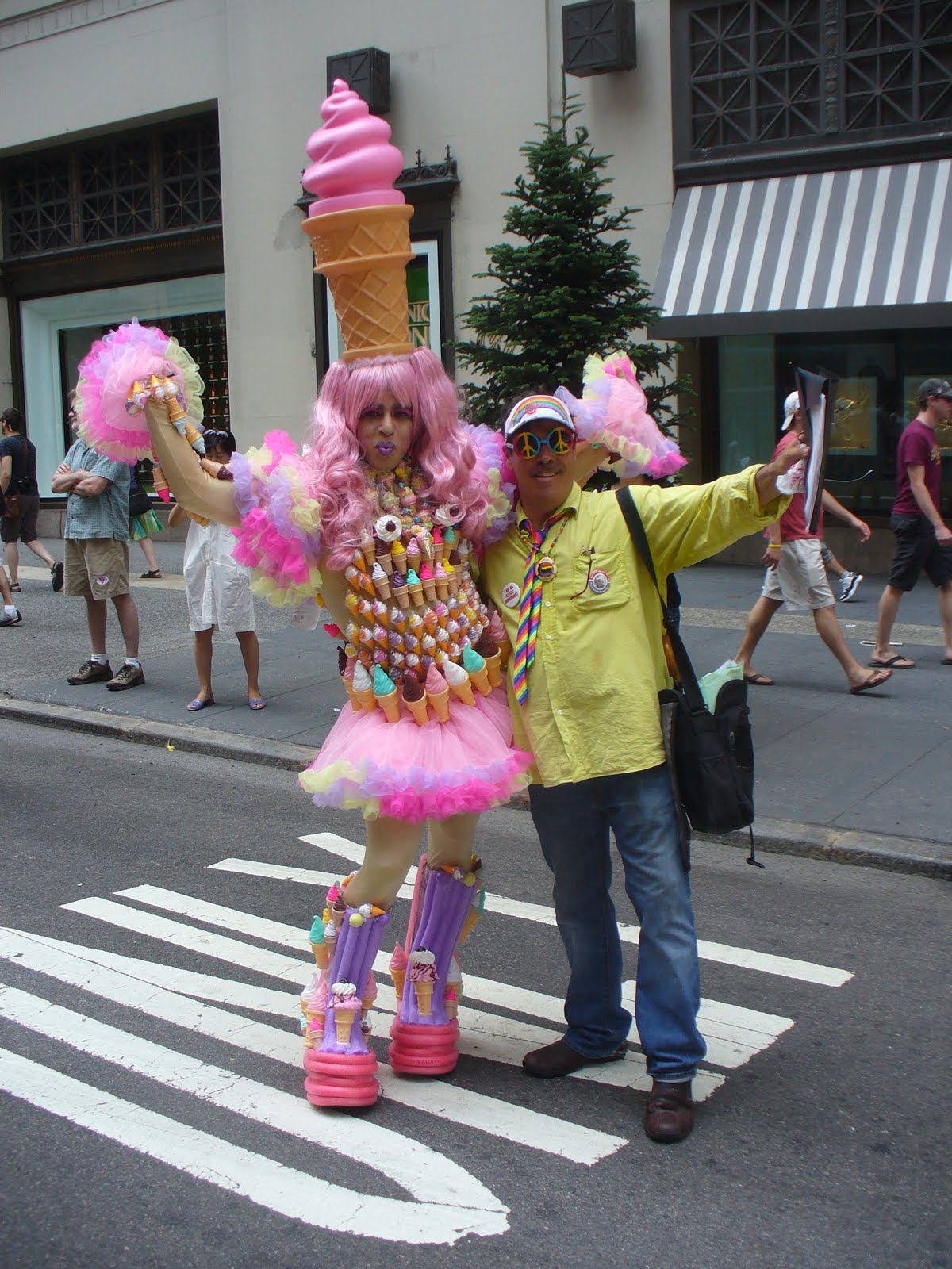 http://4.bp.blogspot.com/_UAHhNeNhn50/TC0bh8_Rq4I/AAAAAAAAAzY/LkQjjLGUQPg/s1600/credicowithpeeps1.jpg