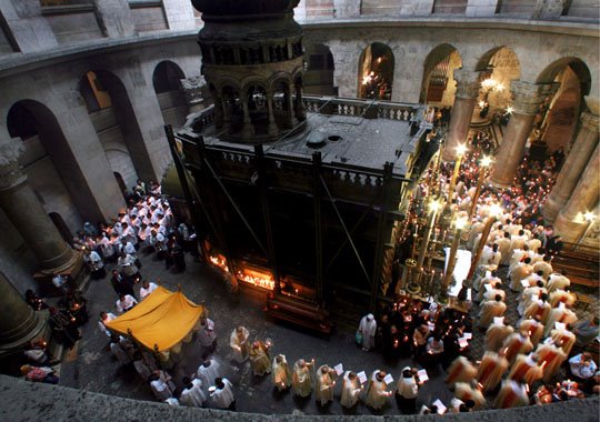 [Procesión+Sepulcro.jpg]