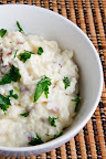 White Cheddar and Garlic Mashed Potatoes White Cheddar and Garlic Mashed Potatoes
