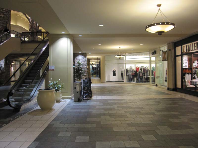 Sky City Retail History Brookwood Village Mall Homewood Al The Food Court Itself Is Integral In Mall And It Features A More Interesting Mix Of Restaurants Than Are Found Many Courts Including
