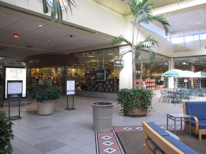 Sky City Retail History Oglethorpe Mall Savannah Ga