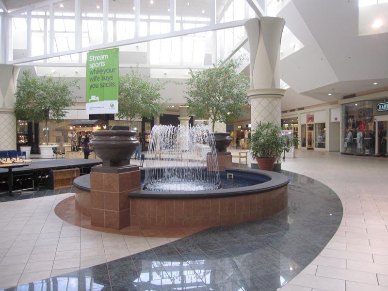 Sky City: Retail History: Lenox Square Mall: Atlanta, GA