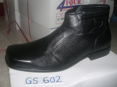 Sepatu Semi_boot