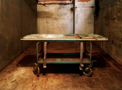 [morgue+table.jpg]