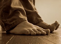 [barefoot.bmp]