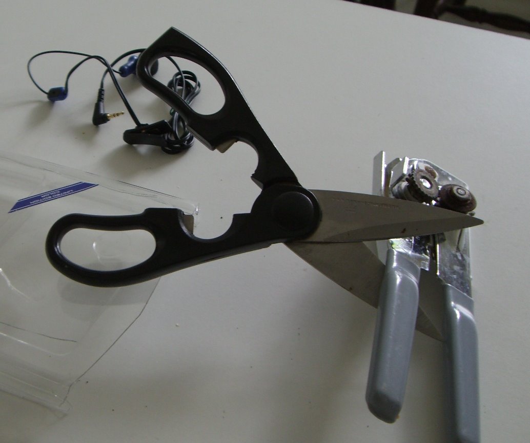 [canopener_scissors.jpg]