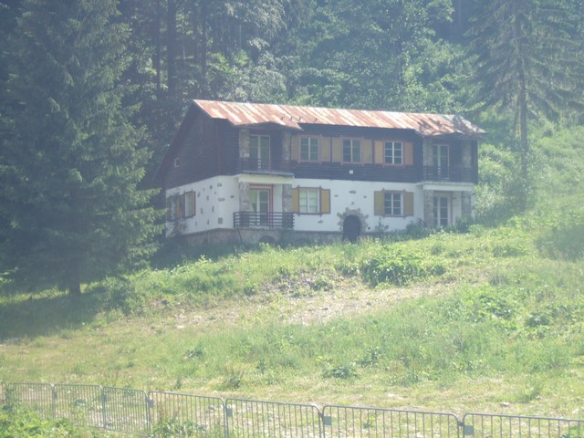 [mini-DSCF0111.JPG]