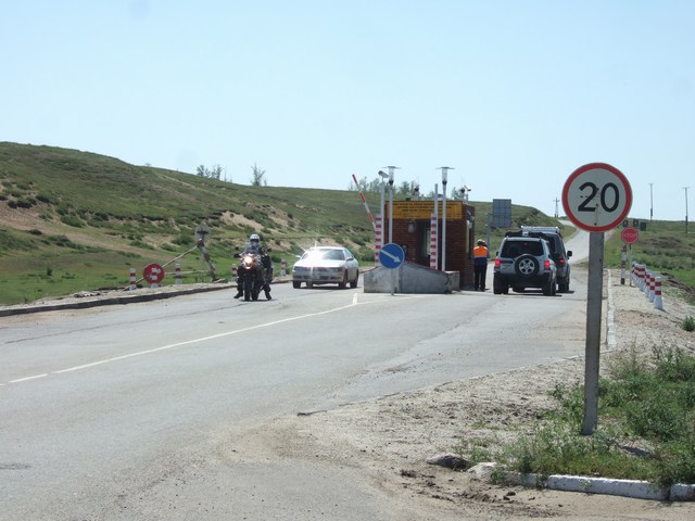 [mini-DSCF0634.JPG]