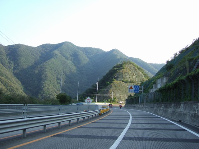 [mini-DSCF1018.JPG]