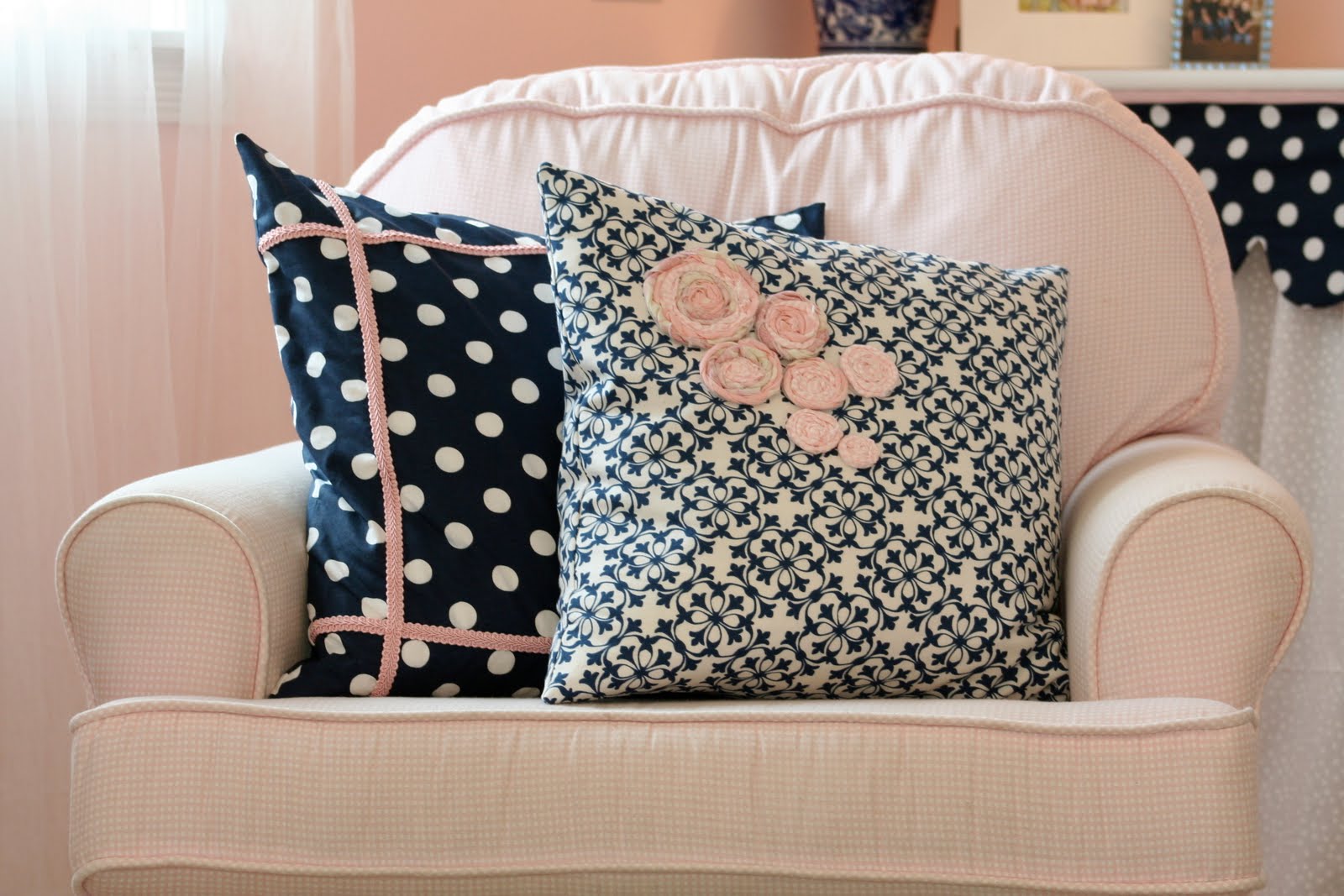 design dump pink + navy nursery