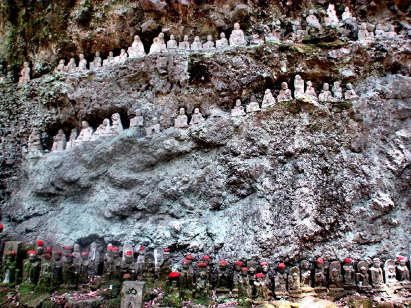 [tachikue-gorge-1.jpg]