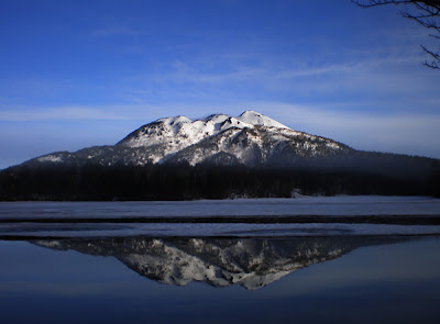 Mt. Hiuchi taken from Oze-numa by Wes Lang