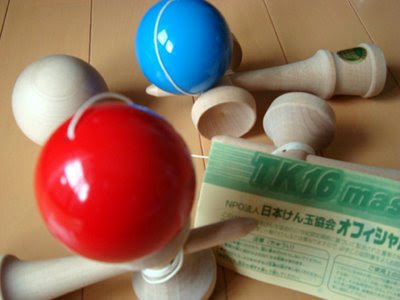 TK16 Master Kendama