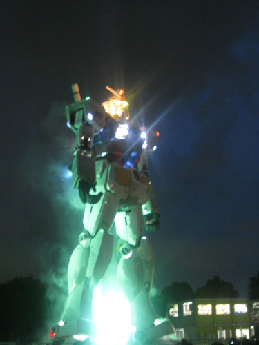 [gundam-1.jpg]