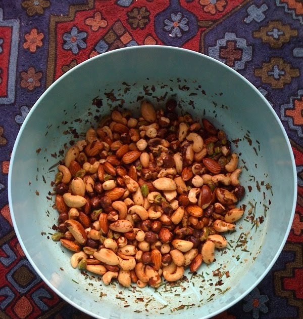 NIGELLA'S NUTS