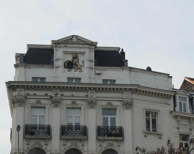 [006+Brussels+Lion+Building-754584.JPG]