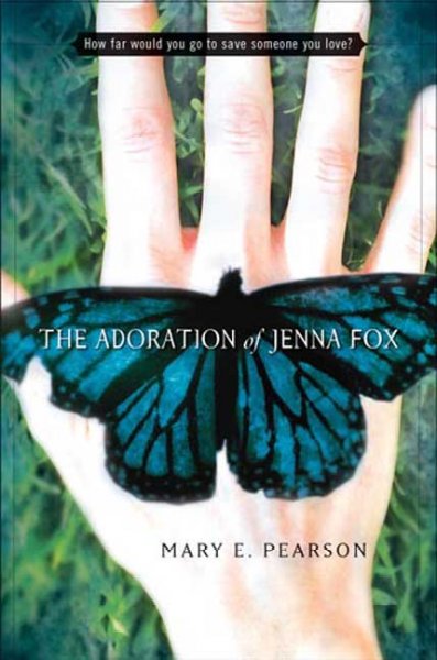 Jenna Fox is severely injured in a car crash, Jenna Fox is severely injured in a car crash,