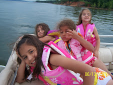 Mack and the girls boat cruisin