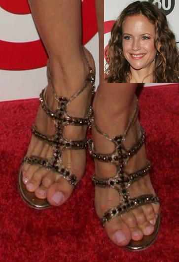 Kelly foot photo