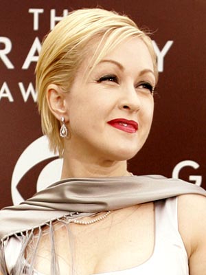 Top Hairstyles 2011 Cyndi Lauper Height