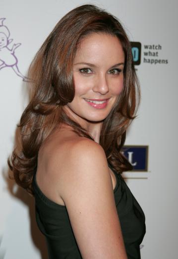 Sarah Wayne Callies Bra Size. Sarah Wayne Callies Bra Size: 34B