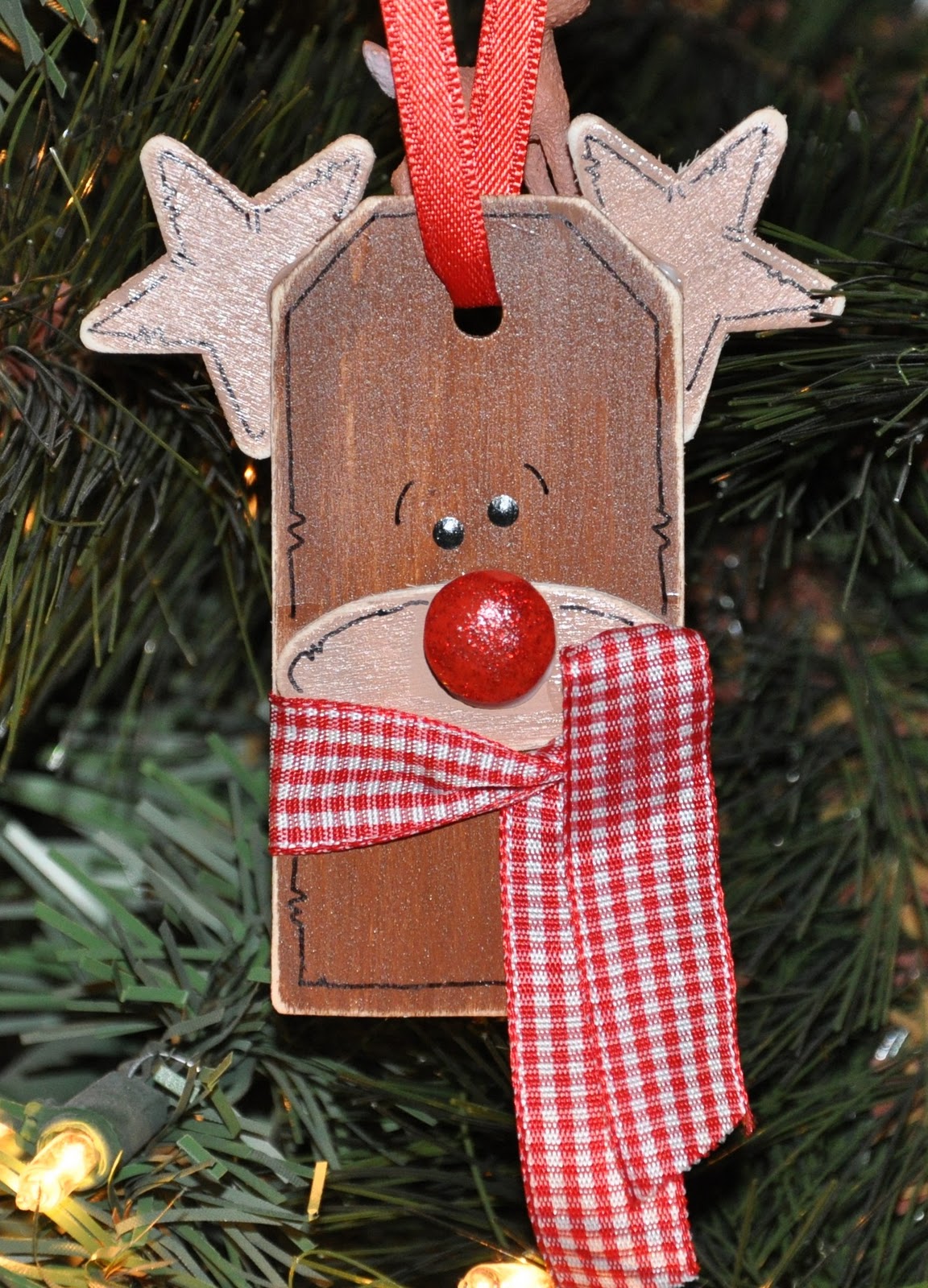 Megpie Designs: Rudolph Gift Tag