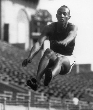 Jesse Owens broke down Jesse Owens broke down