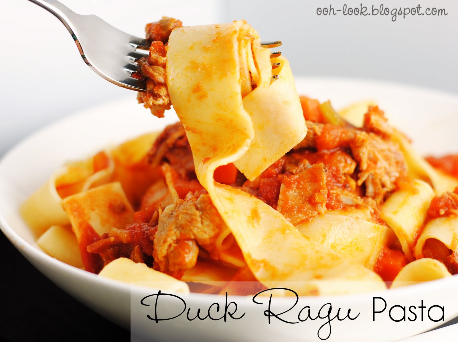 Ooh, Look... Lord luv a duck! Duck ragu pasta