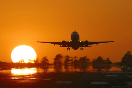 [imagem_aviao.jpg]
