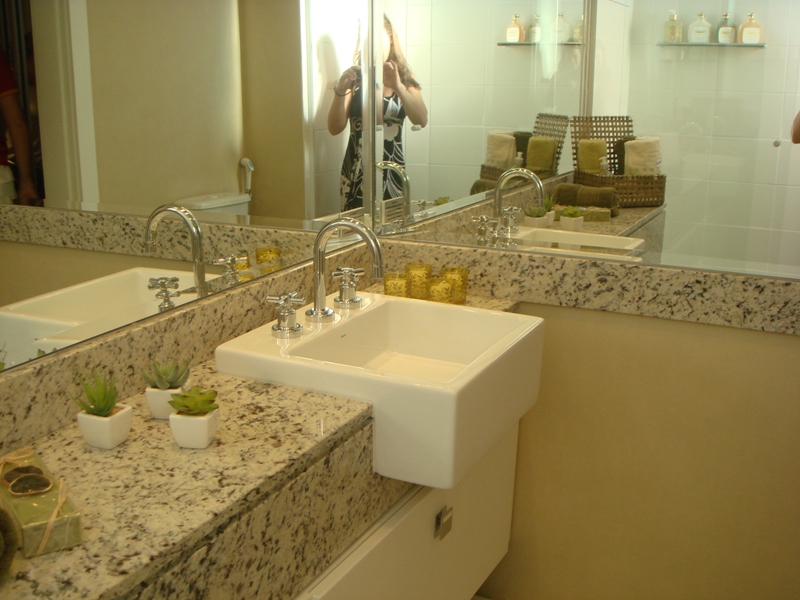 Decorando nossa casa! Solução para Banheiros -> Banheiro Decorado Com Pia De Granito Decorando nossa casa! Solução para Banheiros -> Banheiro Decorado Com Pia De Granito