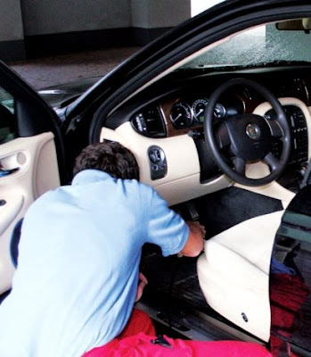 Blink Wash car wash door to door service bucharest