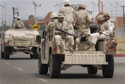 Obama sending 1,200 troops to Mexico border http://news-updations.blogspot.com