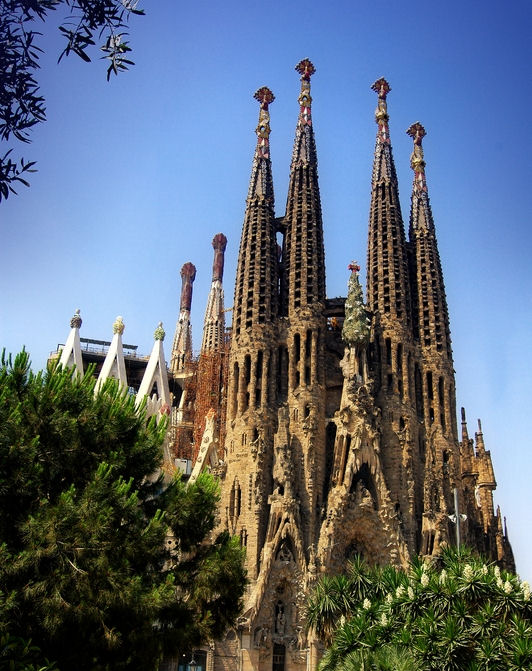 Barcelona_La+Sagrada+Familia.jpg
