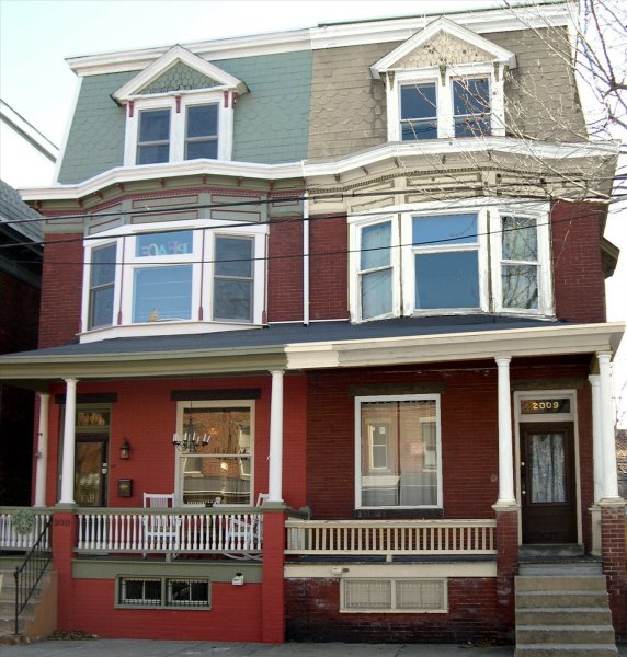 [Twins+Sandy+Hook+Gray+Wethersfield+Moss+accent.jpg]