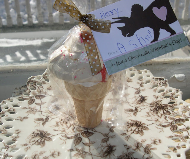 Meringue Ice Cream Cone Valentine’s
