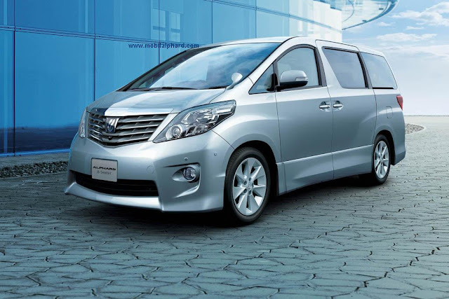 Toyota Alphard Type X 2015: Mewah Terjangkau, Kendaraan Keluarga Idaman?